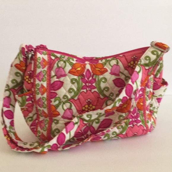 Vera Bradley on the go - Picture 2 of 3